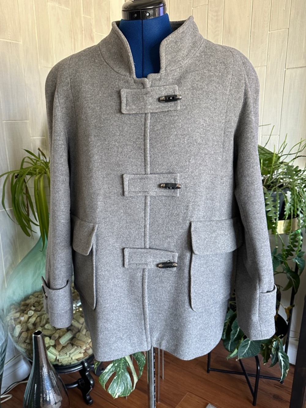 Women's Gray Wool-Blend Pea Coat with Toggle Closures